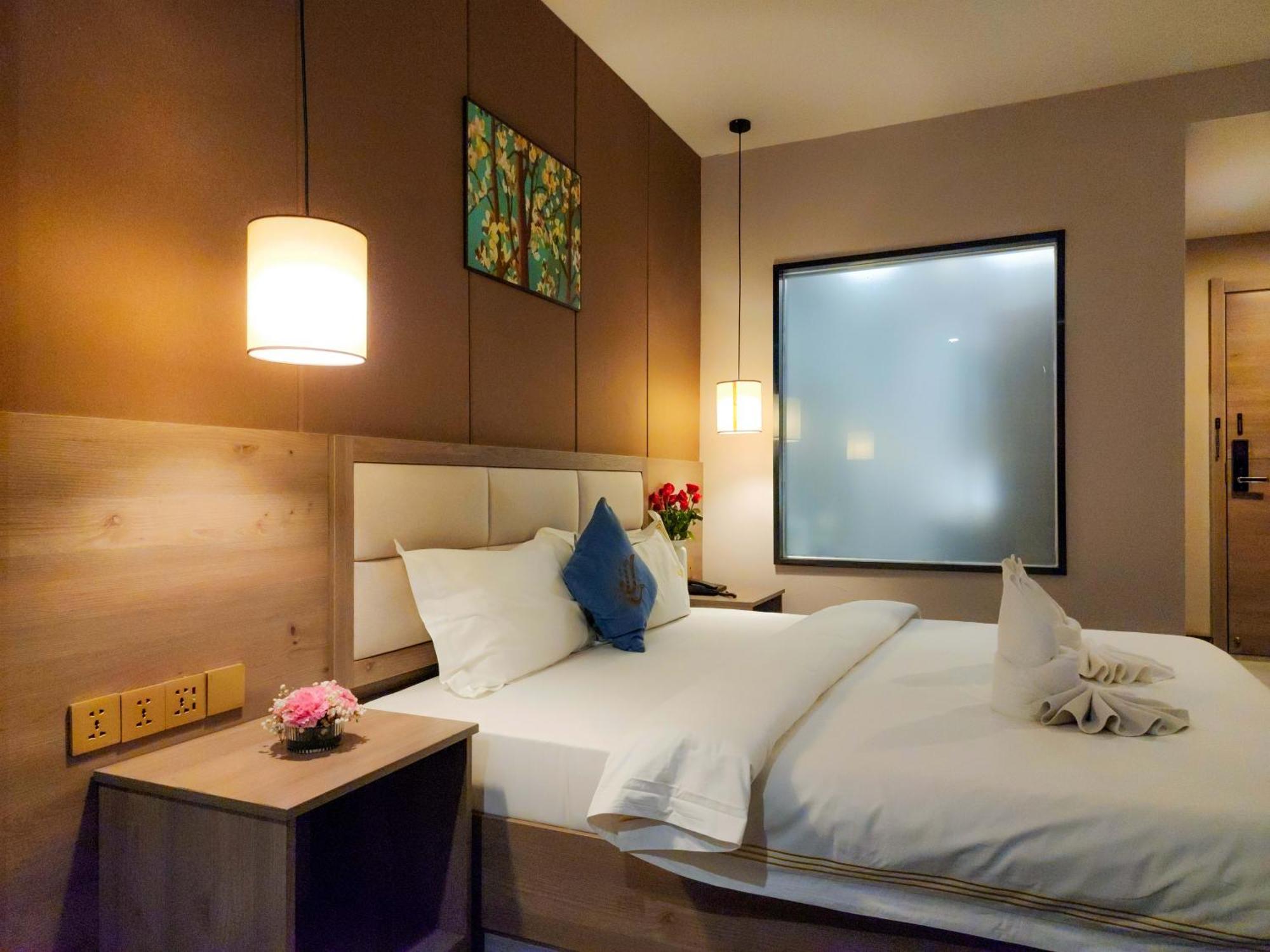 889 Boutique Hotel プノンペン エクステリア 写真